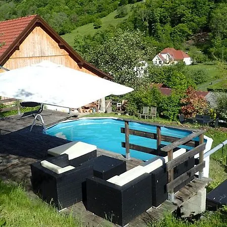 La Grange Nyaraló